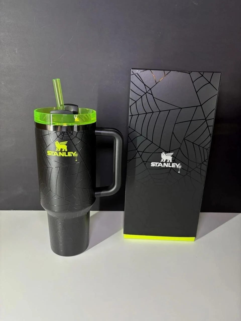 Stanley HALLOWEEN WEB GLOW H2.0 40oz Tumbler Limited Edition! Sealed In Box