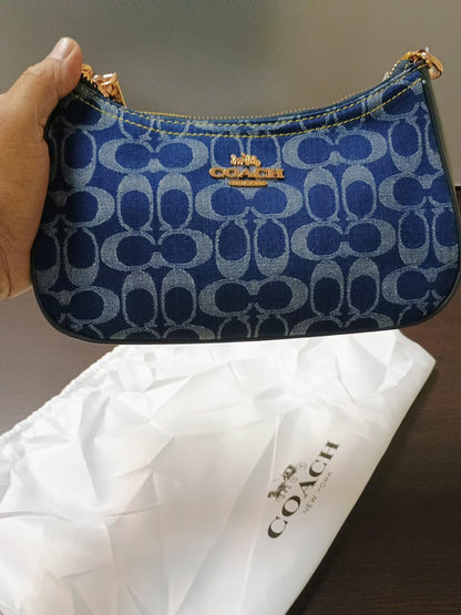 NWT Coach Teri Shoulder Bag In Signature Denim CAF82/CAK35